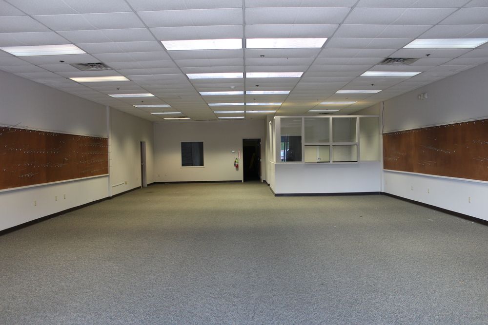 High Traffic Retail or Medical Space | Lakeland Drive: 4290 Lakeland Dr, Flowood, MS 39232